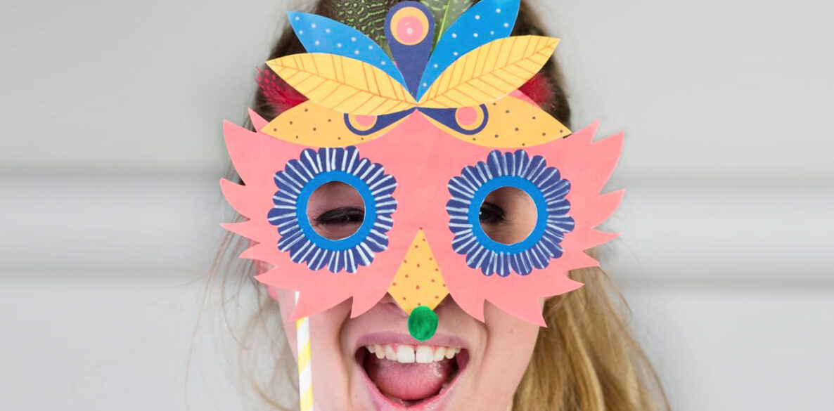 Masque de Venise en papier pour le carnaval