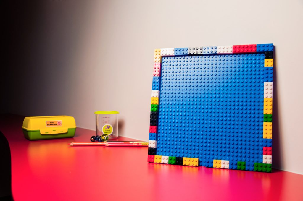 Jogo do labirinto feito de Lego